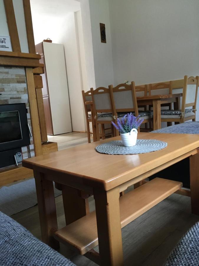 Guest House Josipovic Korenica Bagian luar foto