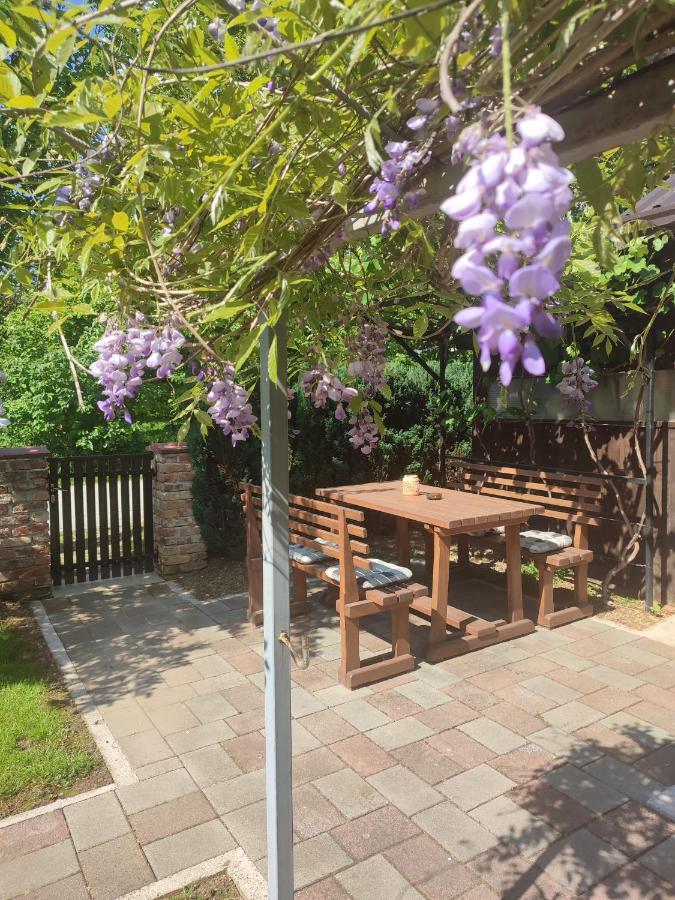 Guest House Josipovic Korenica Bagian luar foto
